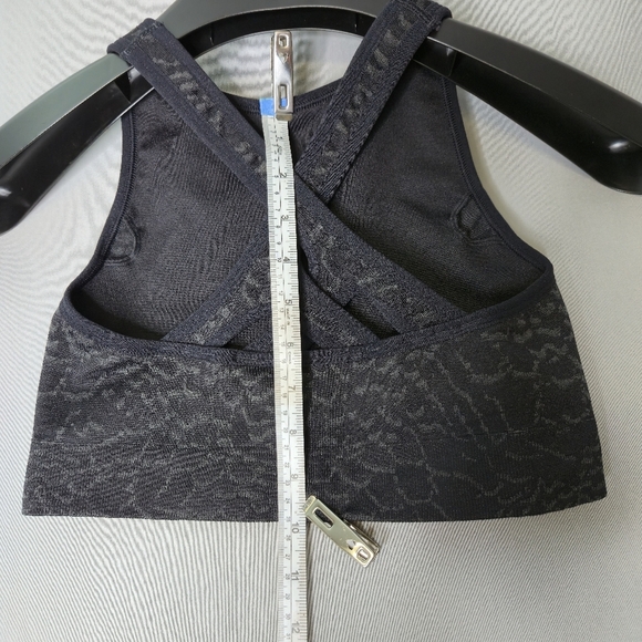 Gymshark Adapt Animal Print Seamless Sports Bra Size M - Picture 6 of 7